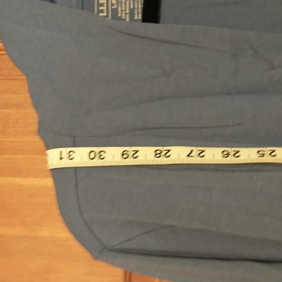 LLBean woman's size L cotton cardigan w adjustable sleeve length - Picture 4 of 12